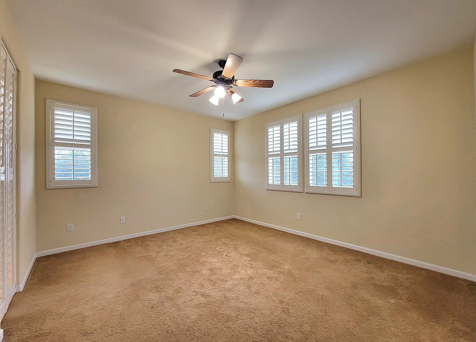 Building Photo - 205 Barnhill Dr