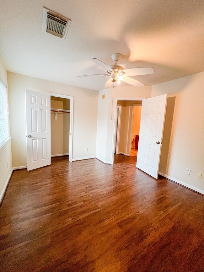 Building Photo - 5018 Juniper Walk Ln