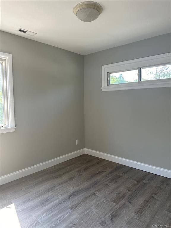 Building Photo - 6 Flynn Ln