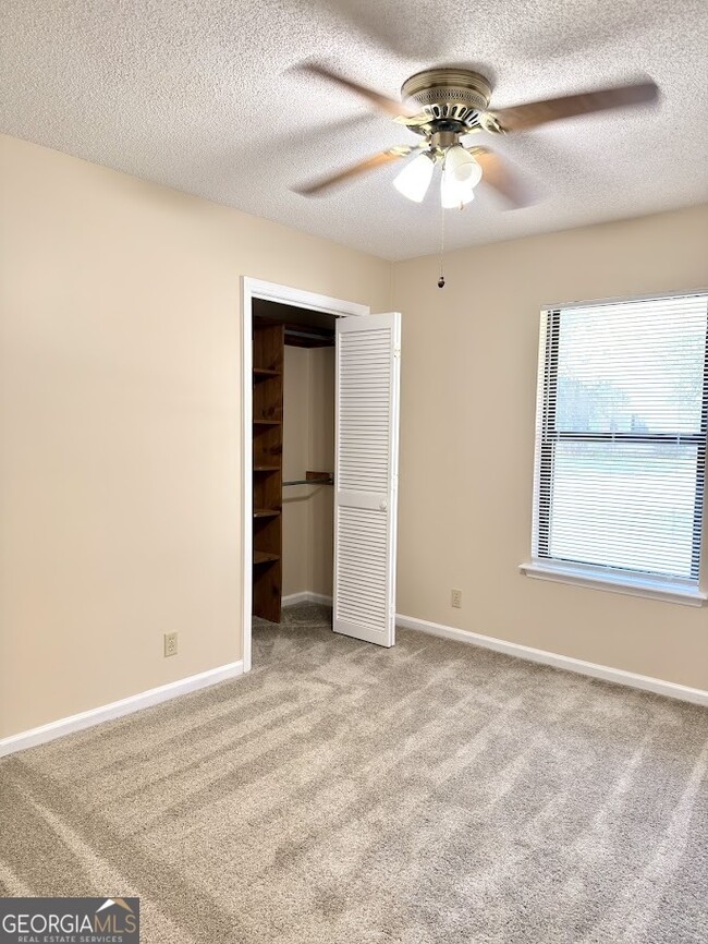 Building Photo - 202 Cypress Dr