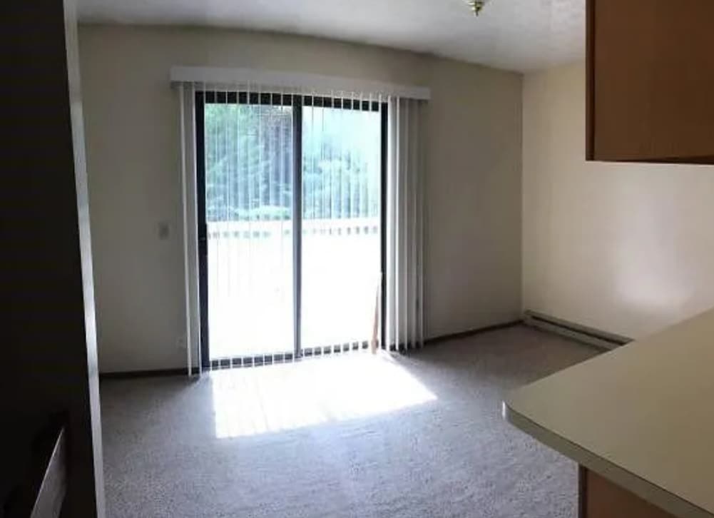 Building Photo - 6322 Ohio St