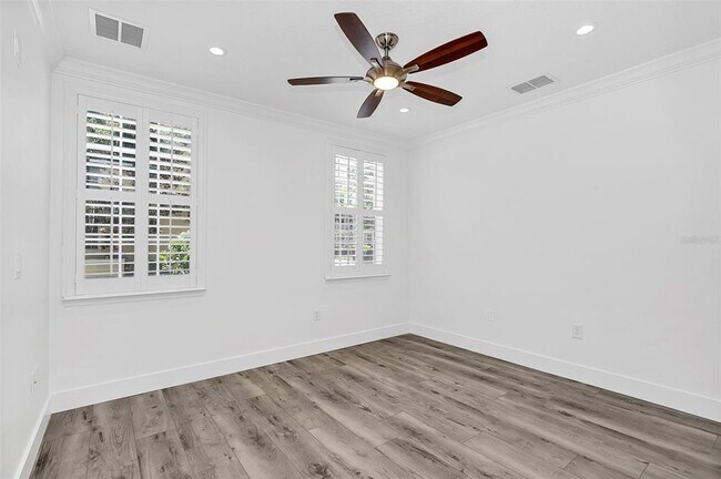 Building Photo - 1579 Chatfield Pl