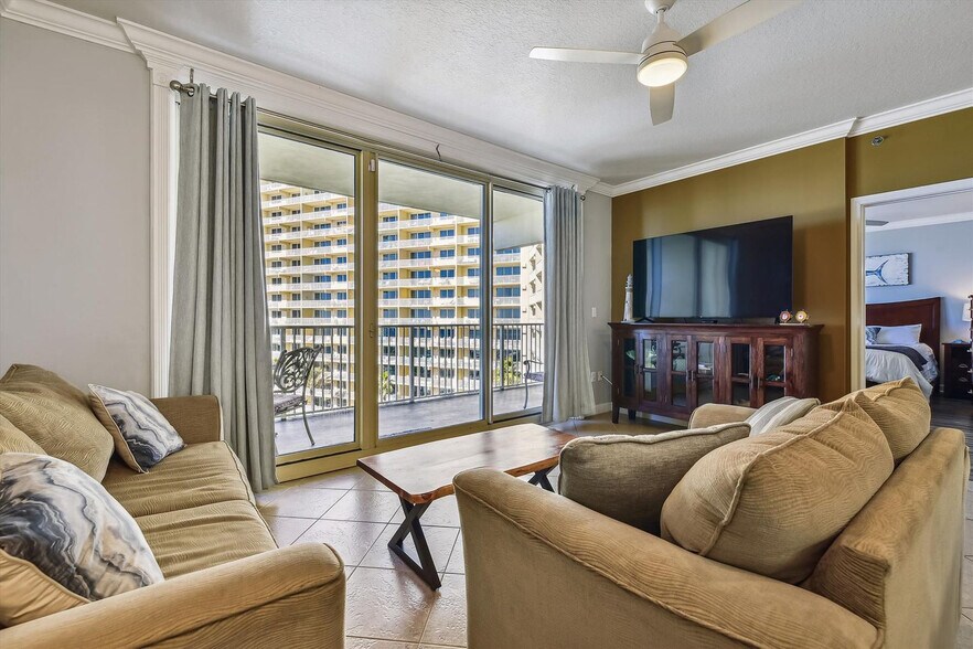 Building Photo - 104 Gulfside Ct