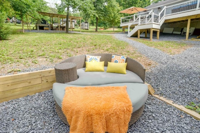 Building Photo - 68 Skunk Hollow Ln