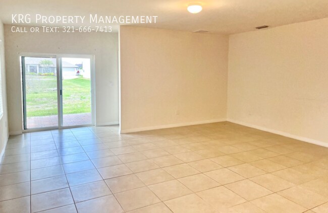 Building Photo - 1009 NE 11th St