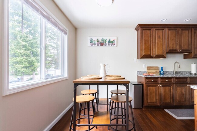 Building Photo - 18255 73rd Ave NE