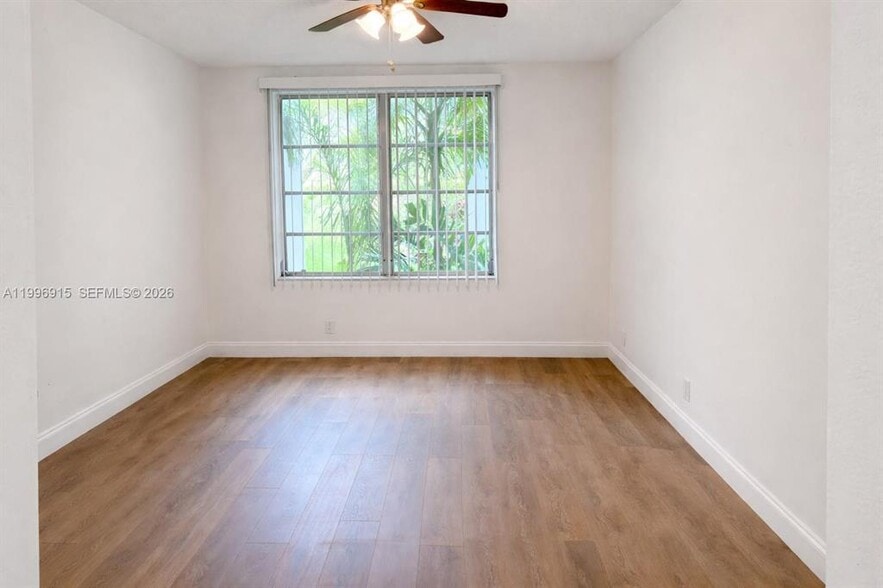 Building Photo - 5495 NW 10th Ct