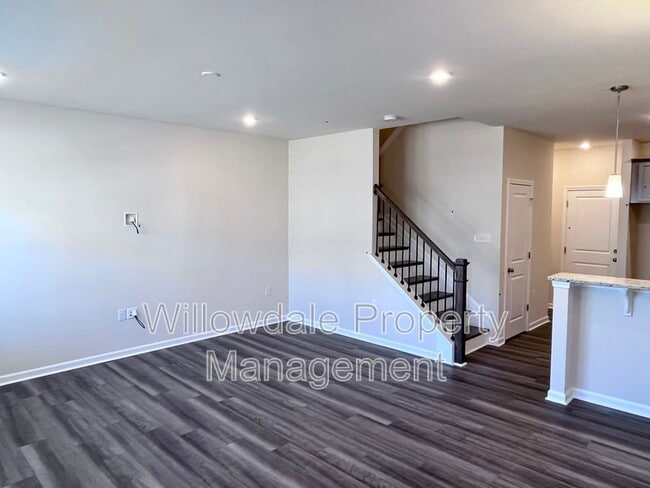 Building Photo - 303 Parker Sta Ave