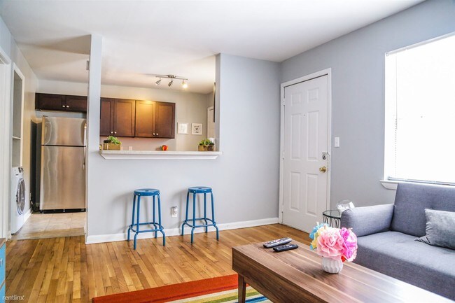 Building Photo - 480 Peachtree Hills Ave NE