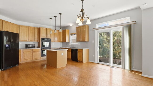 Building Photo - 12607 Piscataway Landing Dr