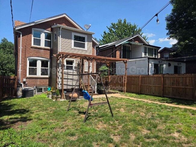 Building Photo - 4114 Alma Ave