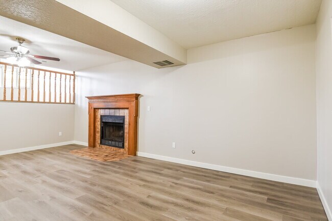 Building Photo - 2985 W 5750 S