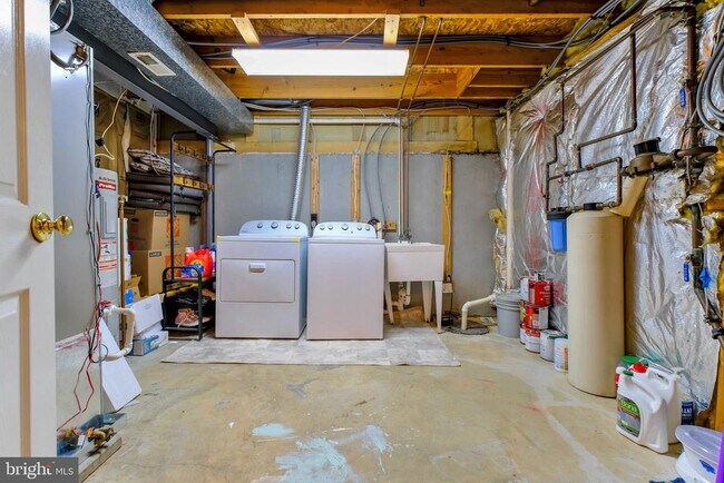 Building Photo - 11433 Hawk Ridge Ct