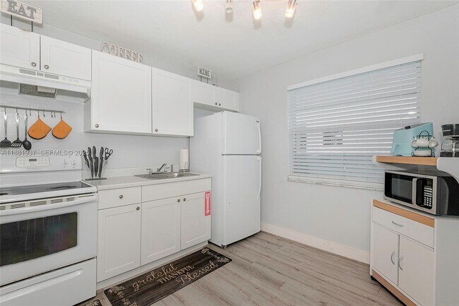 Building Photo - 201 Columbus Pkwy