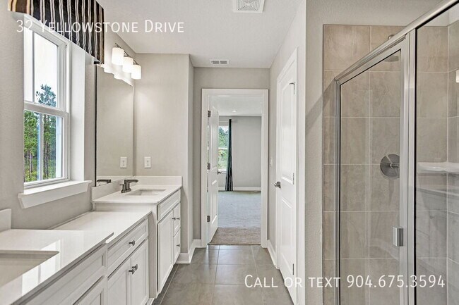 Building Photo - 32 Yellowstone Dr