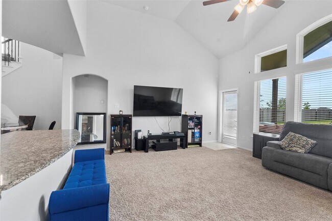 Building Photo - 2405 Bayrose Dr