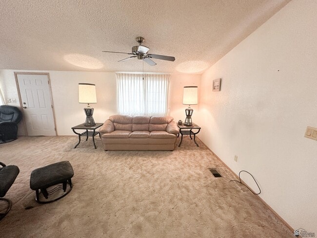 Building Photo - 13440 E 46th St