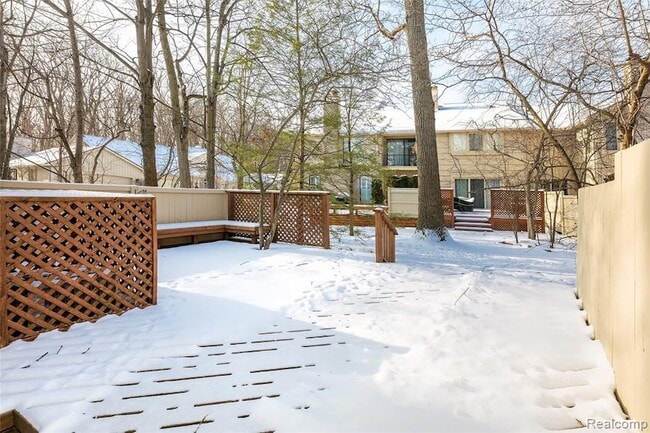 Building Photo - 1360 Bramblebush Run