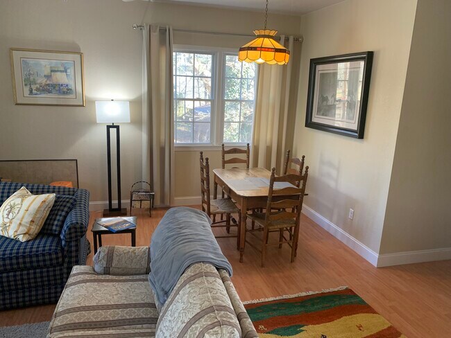 Building Photo - 3514 Brevard Rd