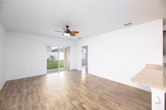 Building Photo - 11434 SW Patterson St