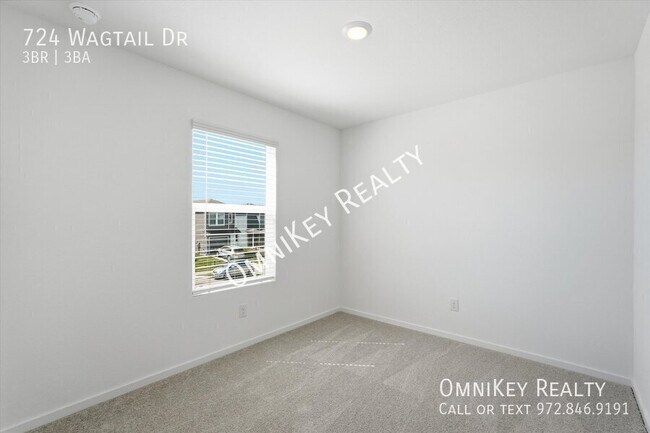 Building Photo - 724 Wagtail Dr