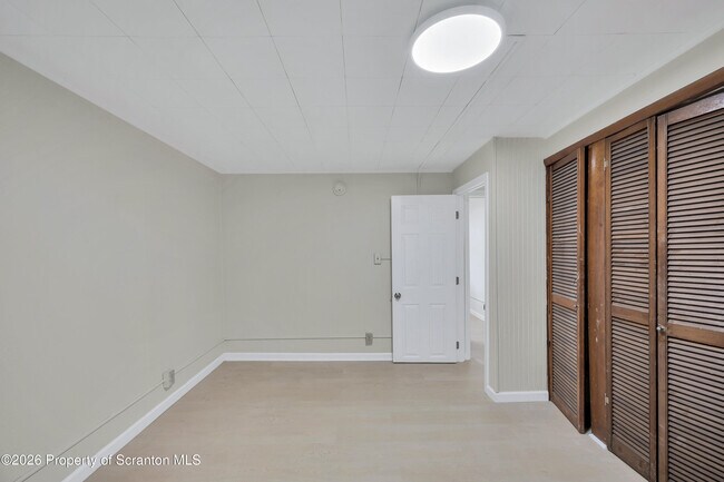Building Photo - 629 Beech St