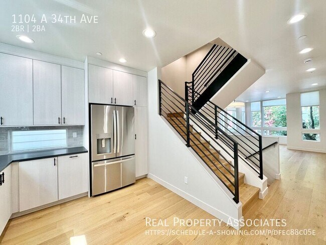 Building Photo - 1104 A 34th Ave