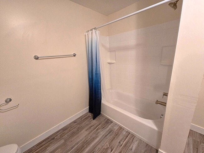 Building Photo - 34 E Legacy Pkwy