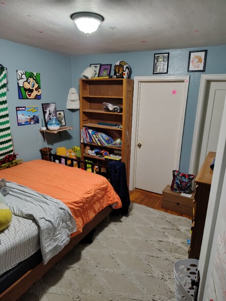 Building Photo - 636 Euclid Ave