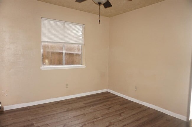 Building Photo - 6023 Woodmancote Dr