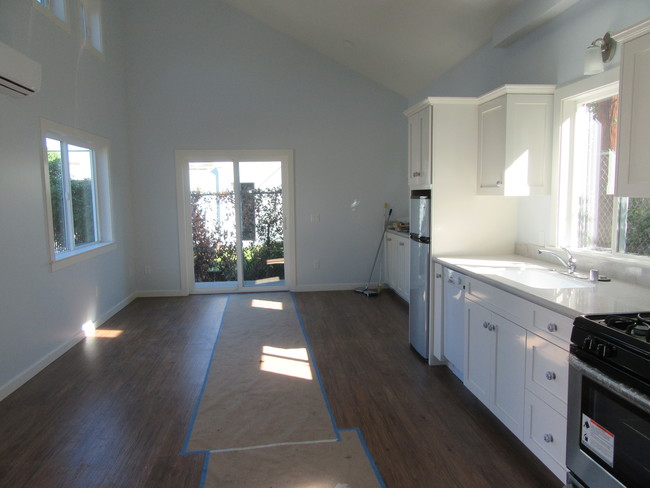 Great Room - 1810 Stearns Dr