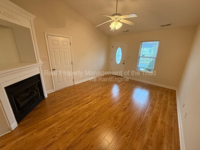 Building Photo - 509 Denny Dr