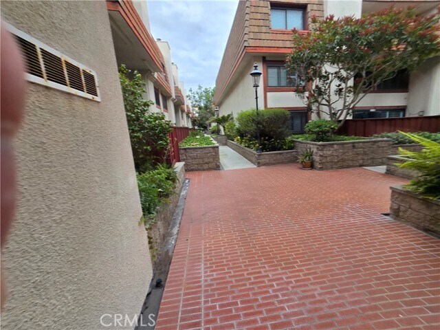 Building Photo - 8828 Pershing Dr