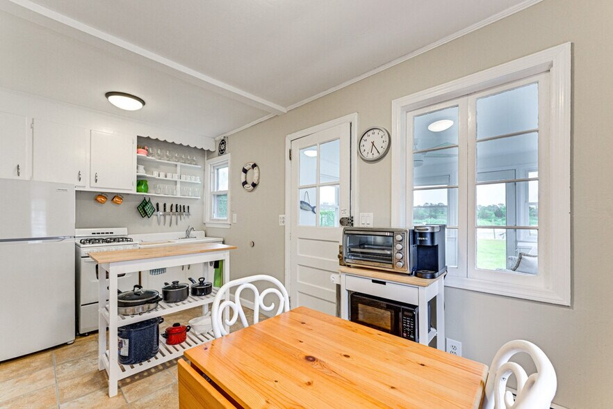 Building Photo - 57 West End Ave