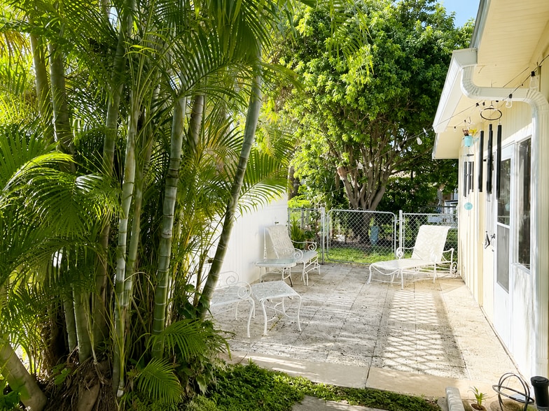 Building Photo - 9129 W Highland Pines Blvd