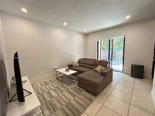 Building Photo - 12716 SW 131st Terrace