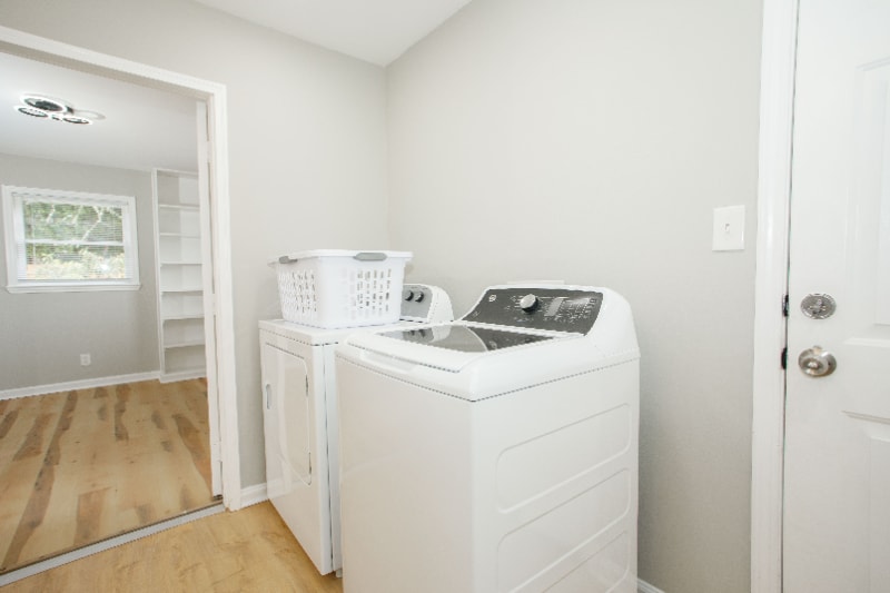 Building Photo - 3410 Lancing Ct