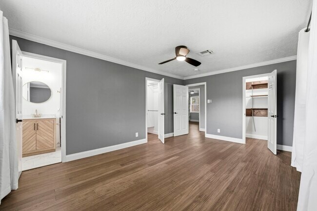 Building Photo - 11102 Endicott Ln