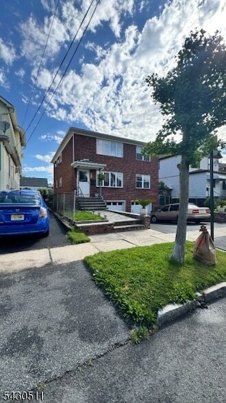 Building Photo - 424 Dewitt St