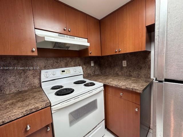 Building Photo - 2075 SW 122nd Ave