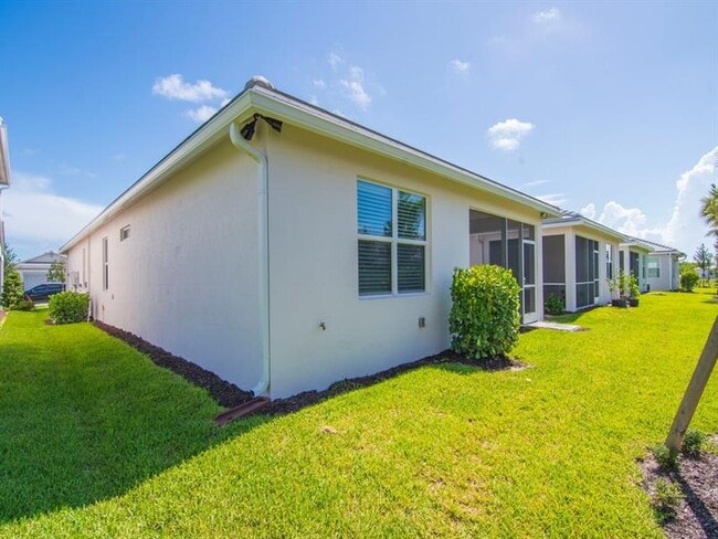 Building Photo - 4501 Nautilus Cir