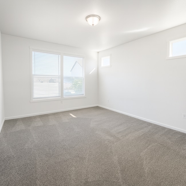 Building Photo - 3 bed/2 bath in the up and coming West Richland area