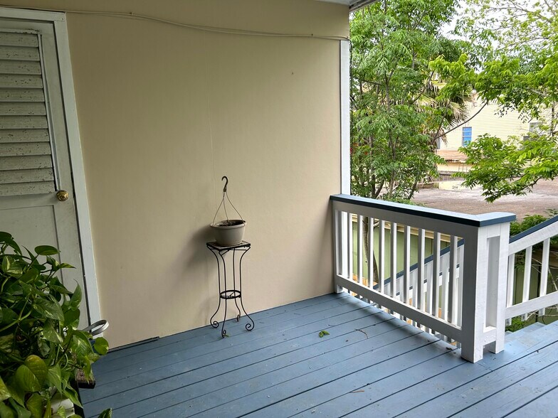 Building Photo - 4928 Avenue O