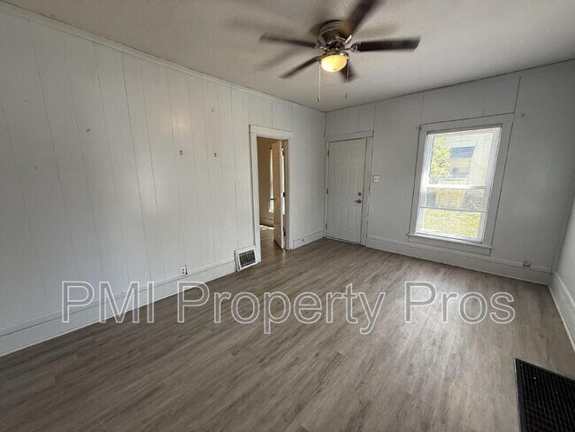 Building Photo - 2439 Dr. William Finlayson St