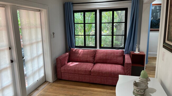 Den with Sleeper Couch - 407 Alhambra Cir