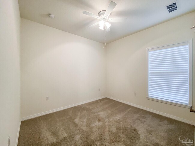Building Photo - 14545 Salt Meadow Dr