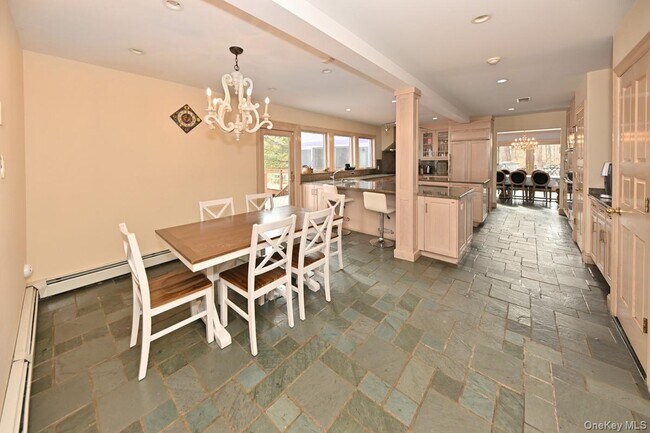 Building Photo - 27 Sky Meadow Rd