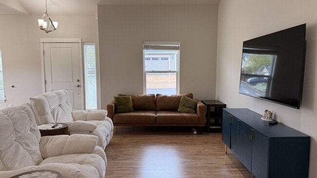 Building Photo - 301 Wintersage