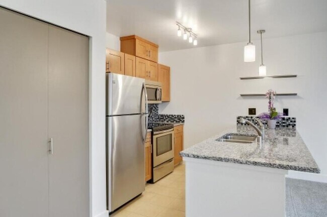 Building Photo - 1 bedroom in Seattle WA 98121