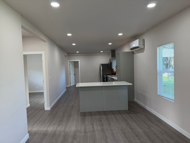 Building Photo - Updated 3 bedroom 2 bathroom house in Dexter!